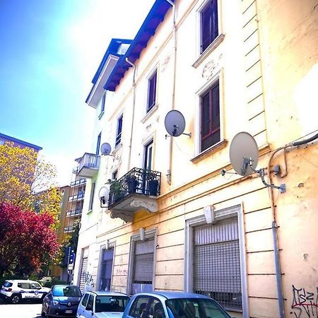Appartamento Luxury Carrara มิลาน ภายนอก รูปภาพ